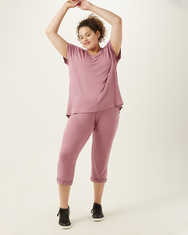 Plus size model with hourglass body shape wearing Kaitlyn Cropped Joggers by Hiatus | Dia&Co | dia_product_style_image_id:167831